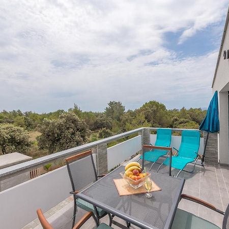Windrose Apartments Vir Exterior foto